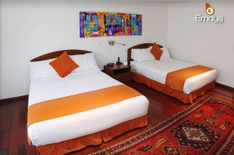 Hotel Emaus Bogota Bogotá Exterior foto